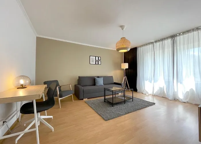 Schöne ruhige Ferienwohnung citynah 10 Min