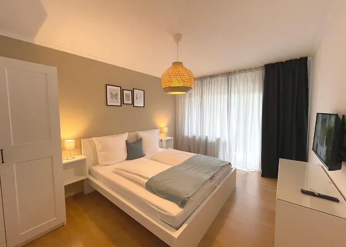 Schöne ruhige Ferienwohnung citynah 10 Min